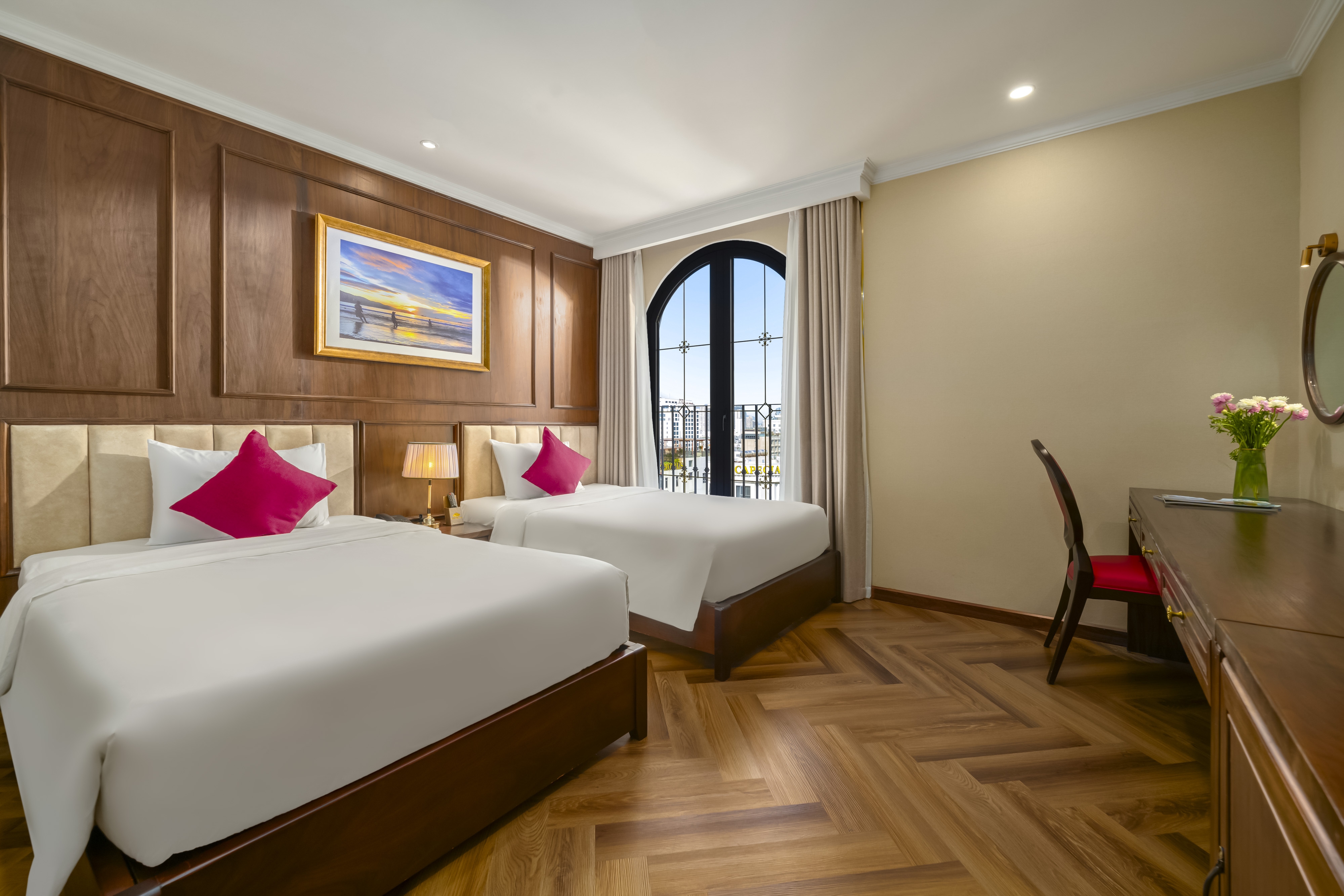 Golden Lotus Luxury Da Nang