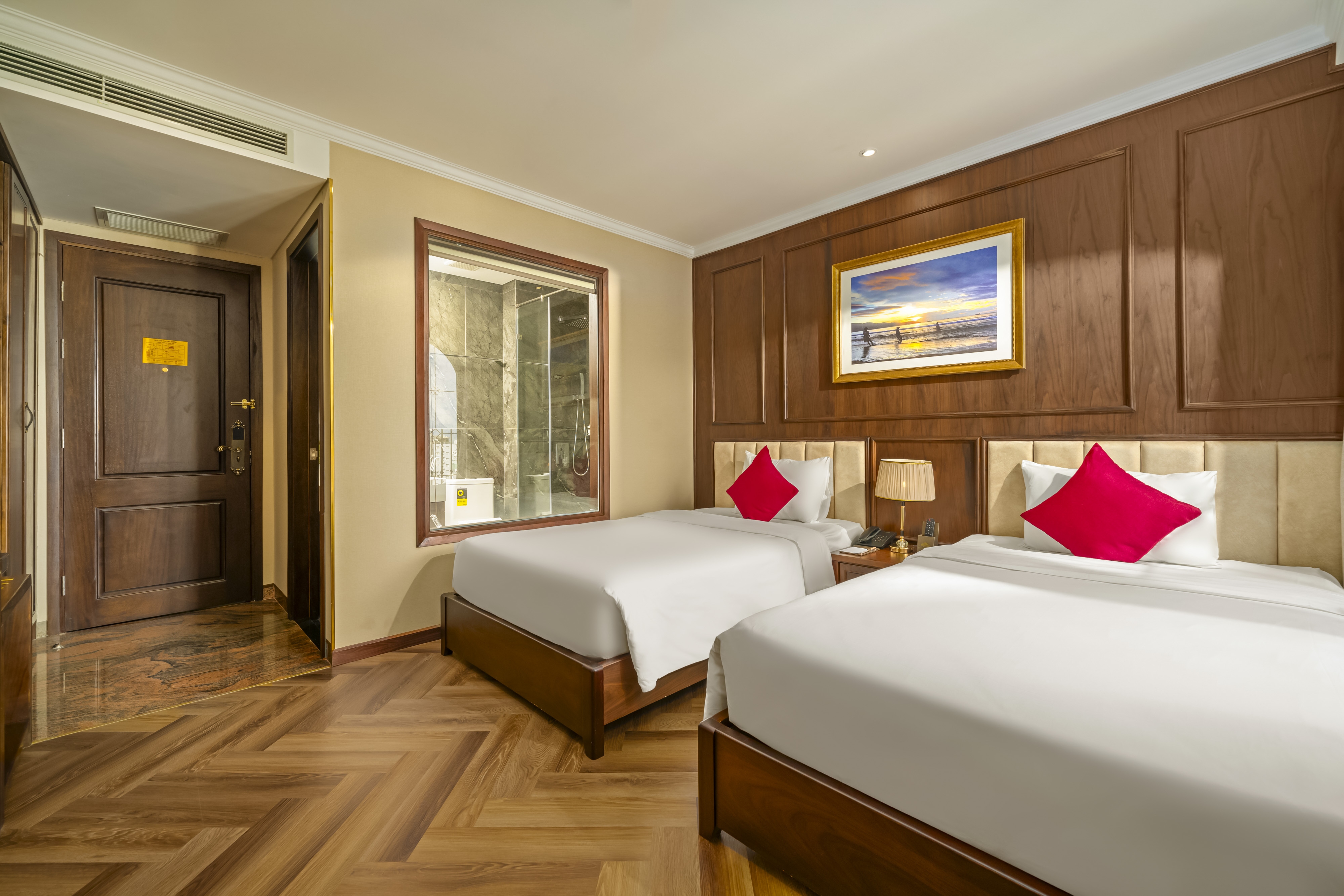 Golden Lotus Luxury Hotel