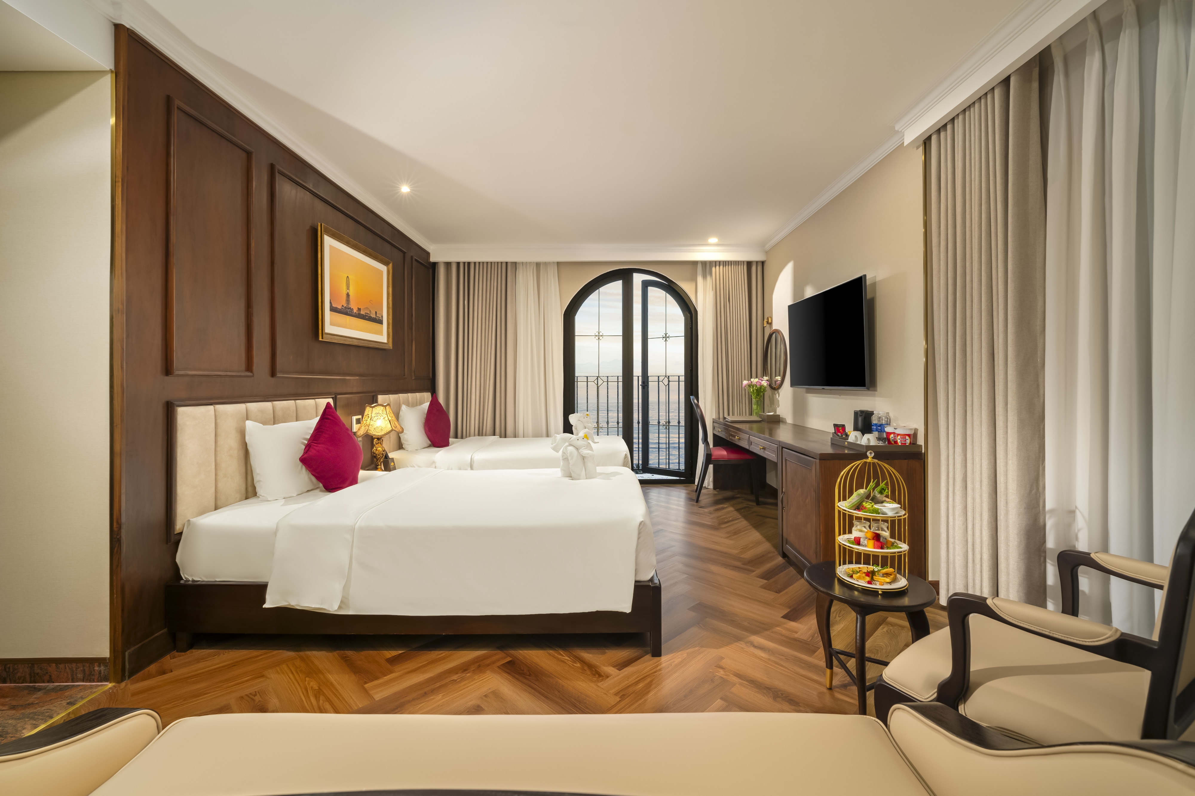 Golden Lotus Luxury Hotel
