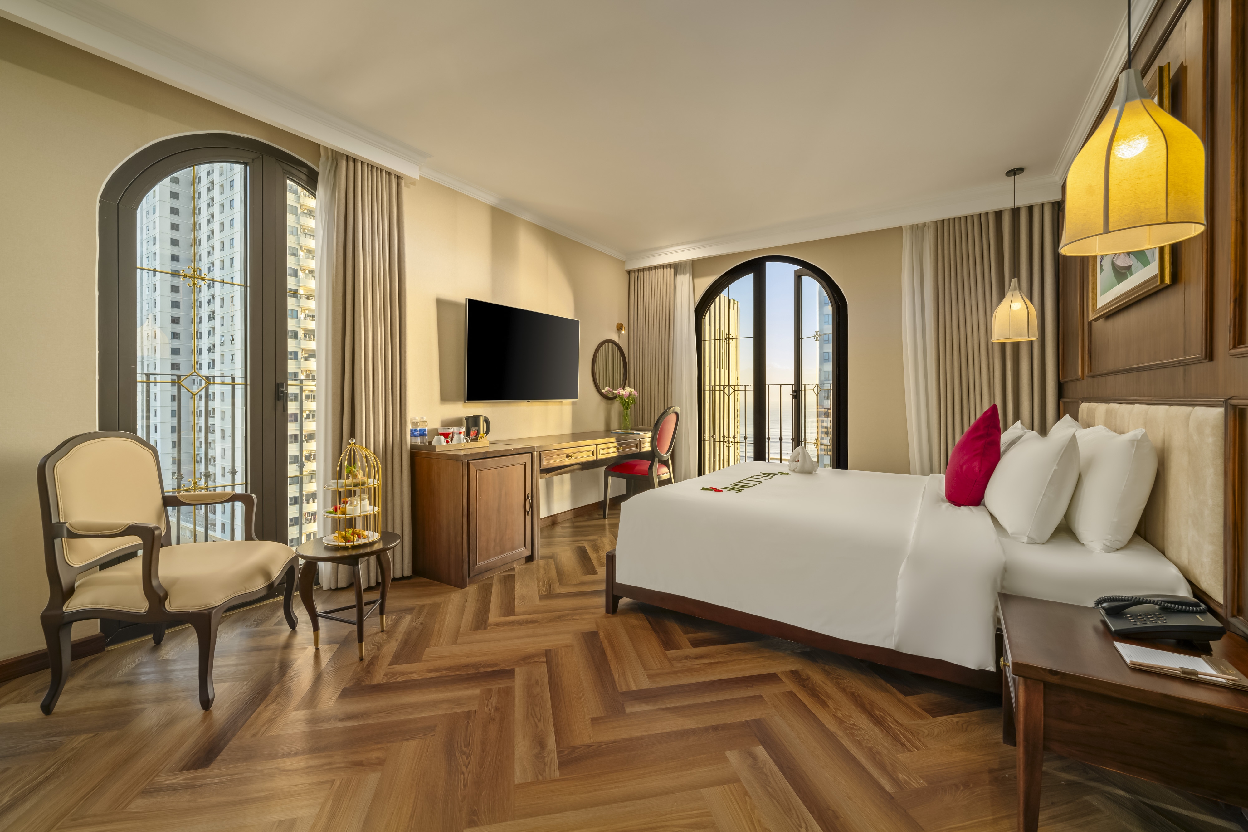 Golden Lotus Luxury Da Nang