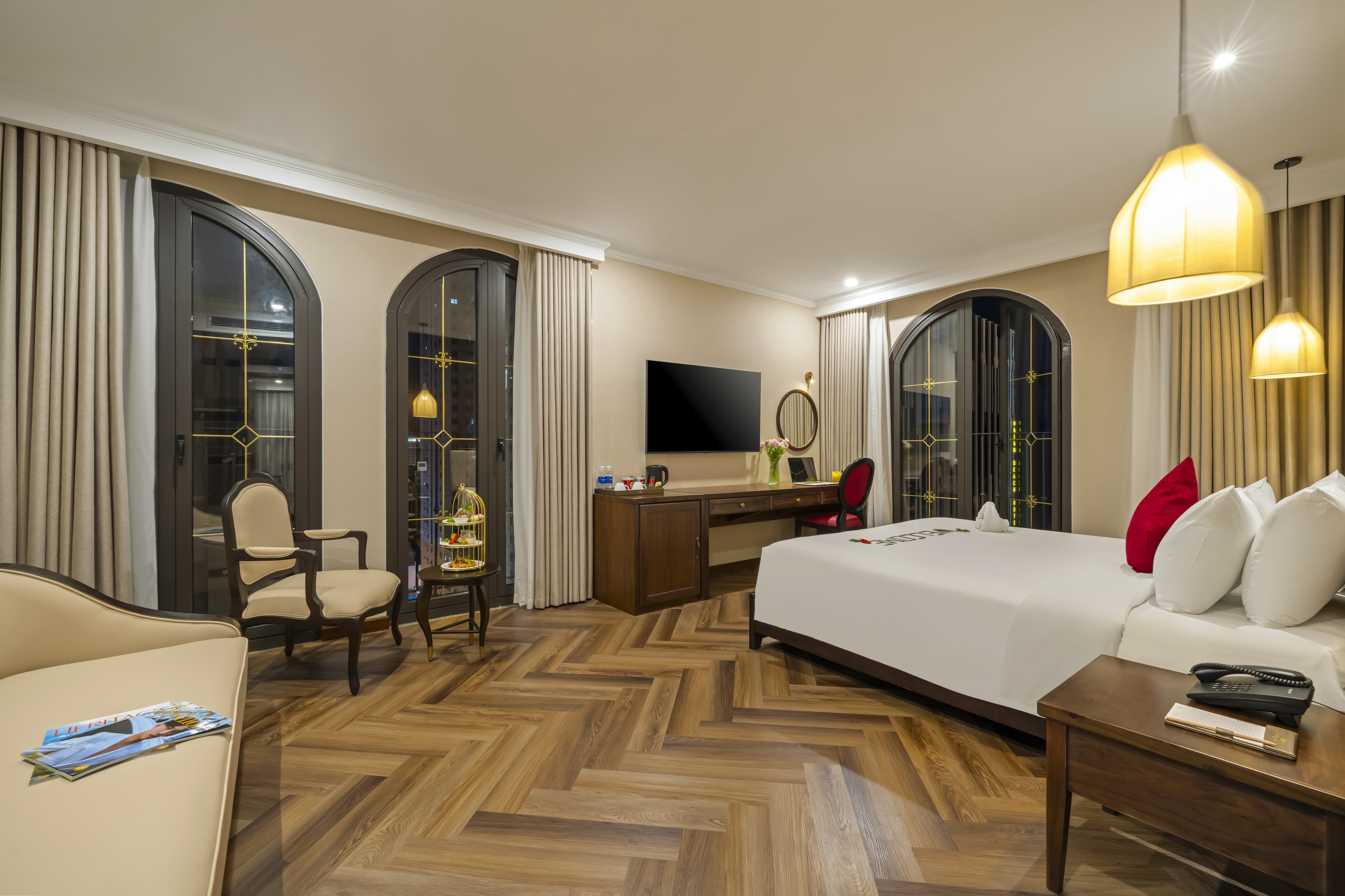 Golden Lotus Luxury Hotel