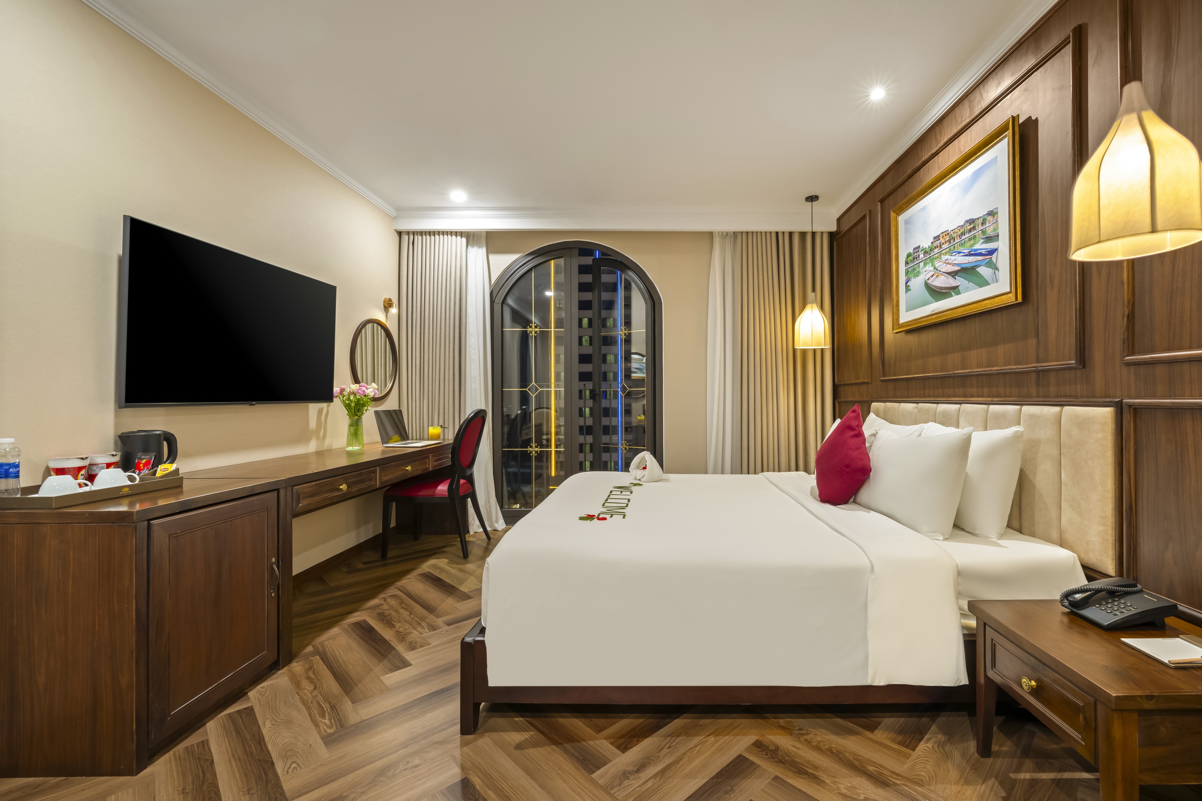 Golden Lotus Luxury Hotel