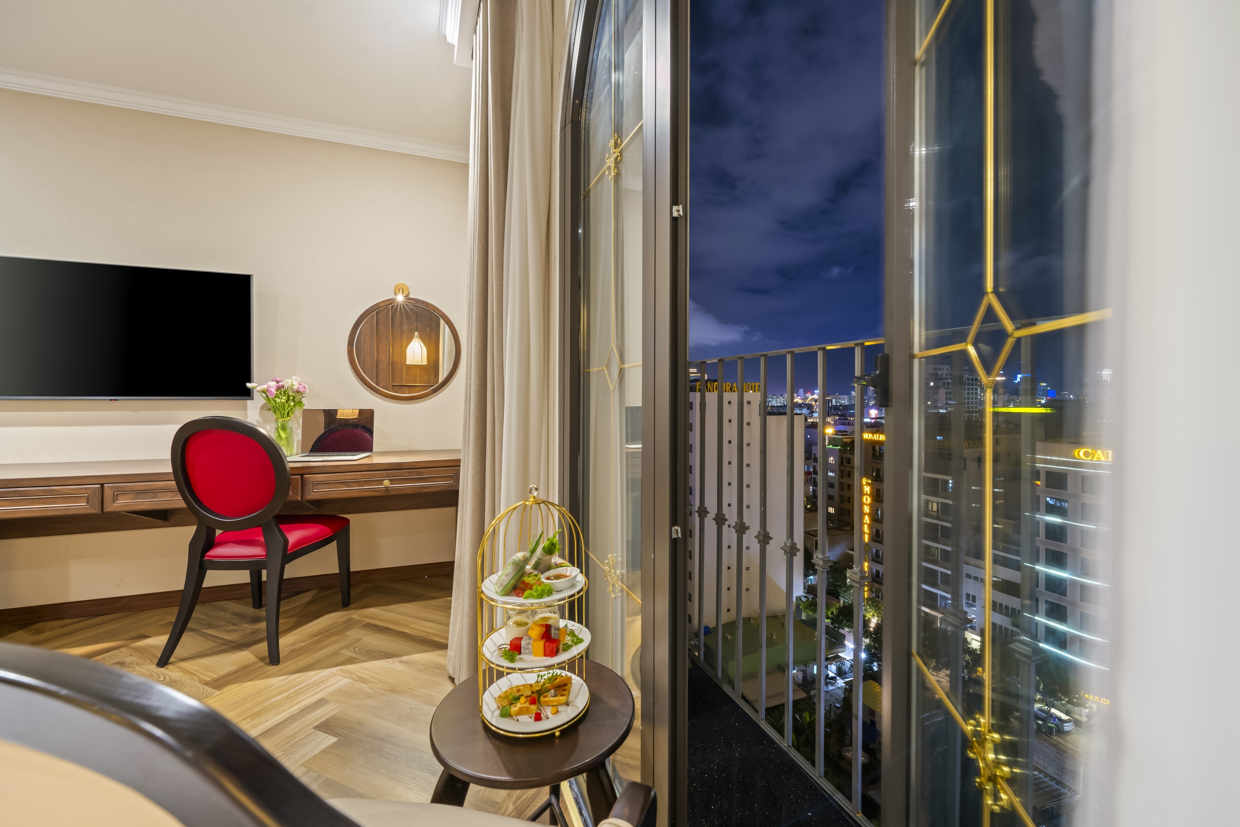 Golden Lotus Luxury Hotel