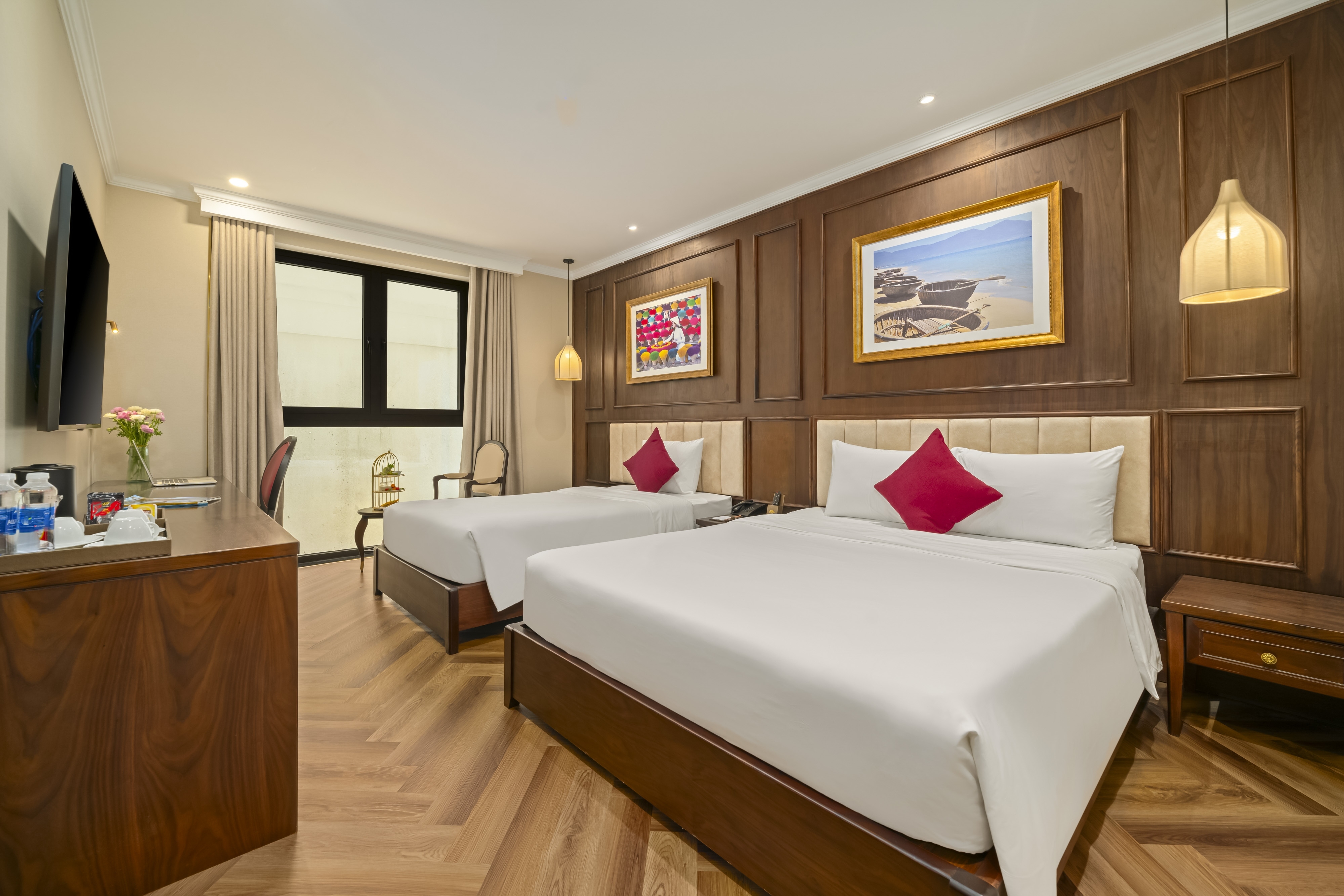 Golden Lotus Luxury Hotel
